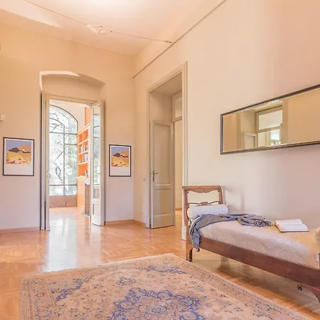 Guzzi Apartment Mandello del Lario
