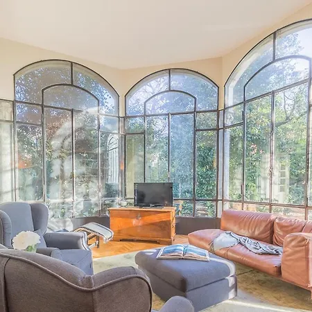 Guzzi Apartment