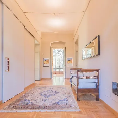 Guzzi Apartment